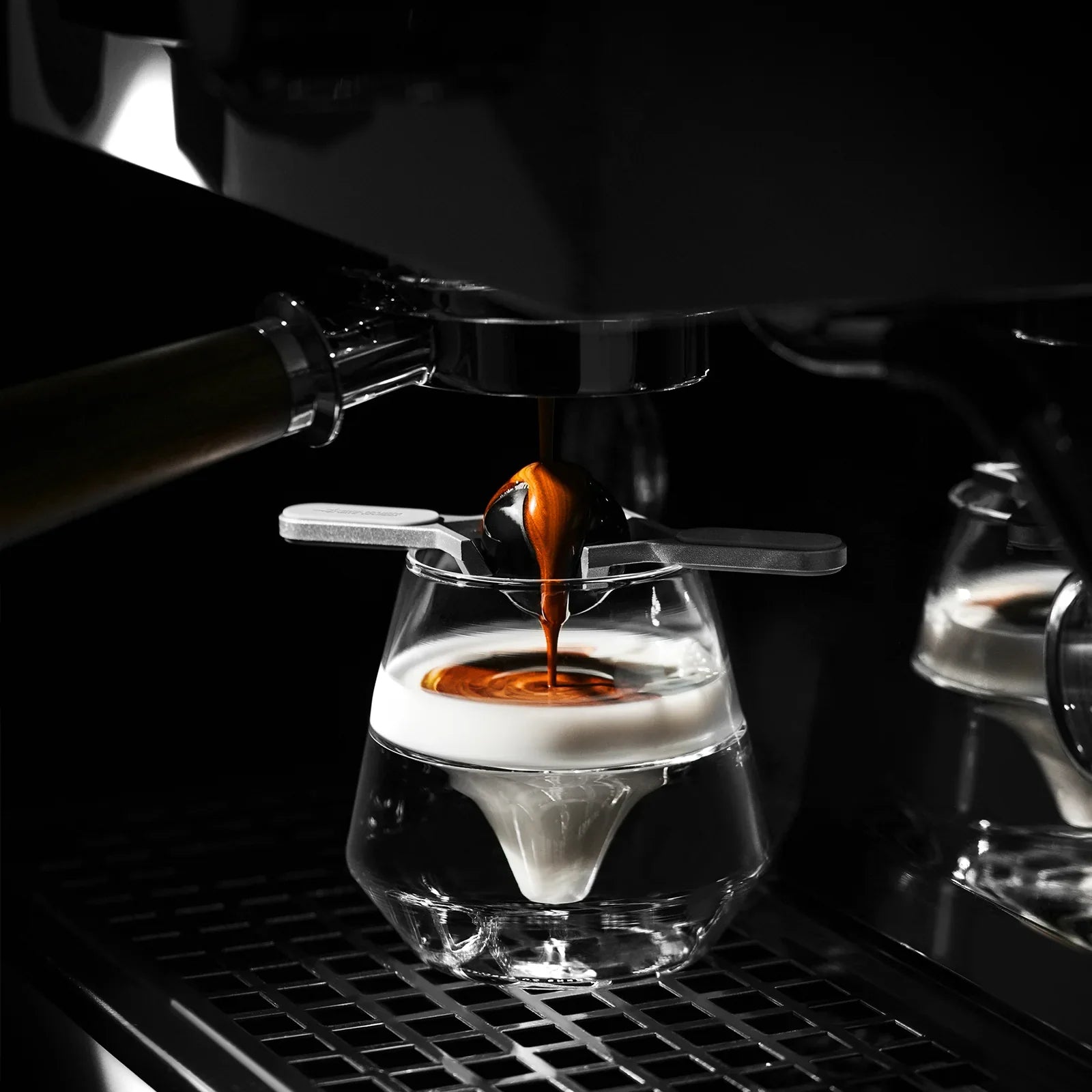 MHW-3BOMBER Espresso Chilling Ball