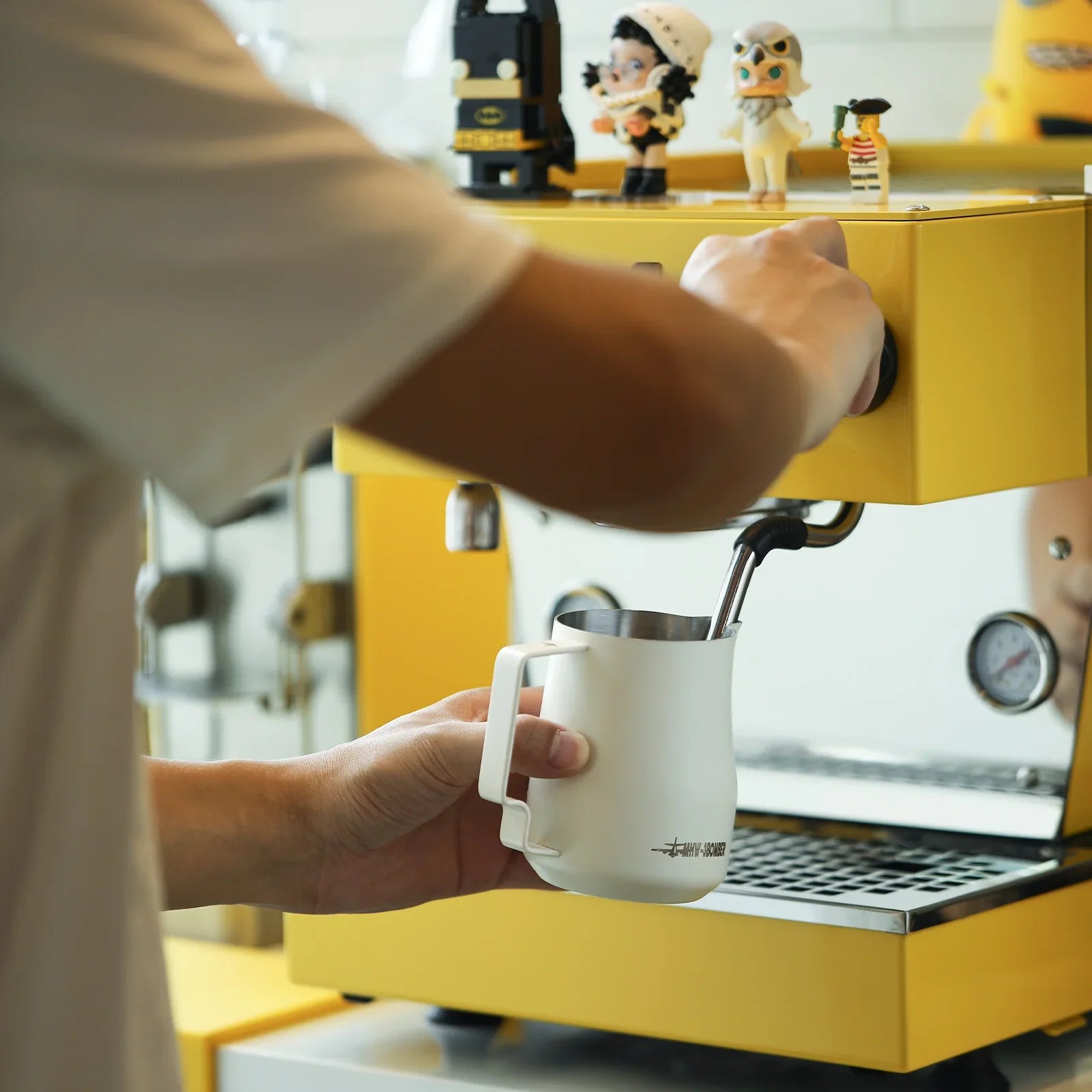 MHW-3BOMBER Turbo Milk Pitcher Off-White