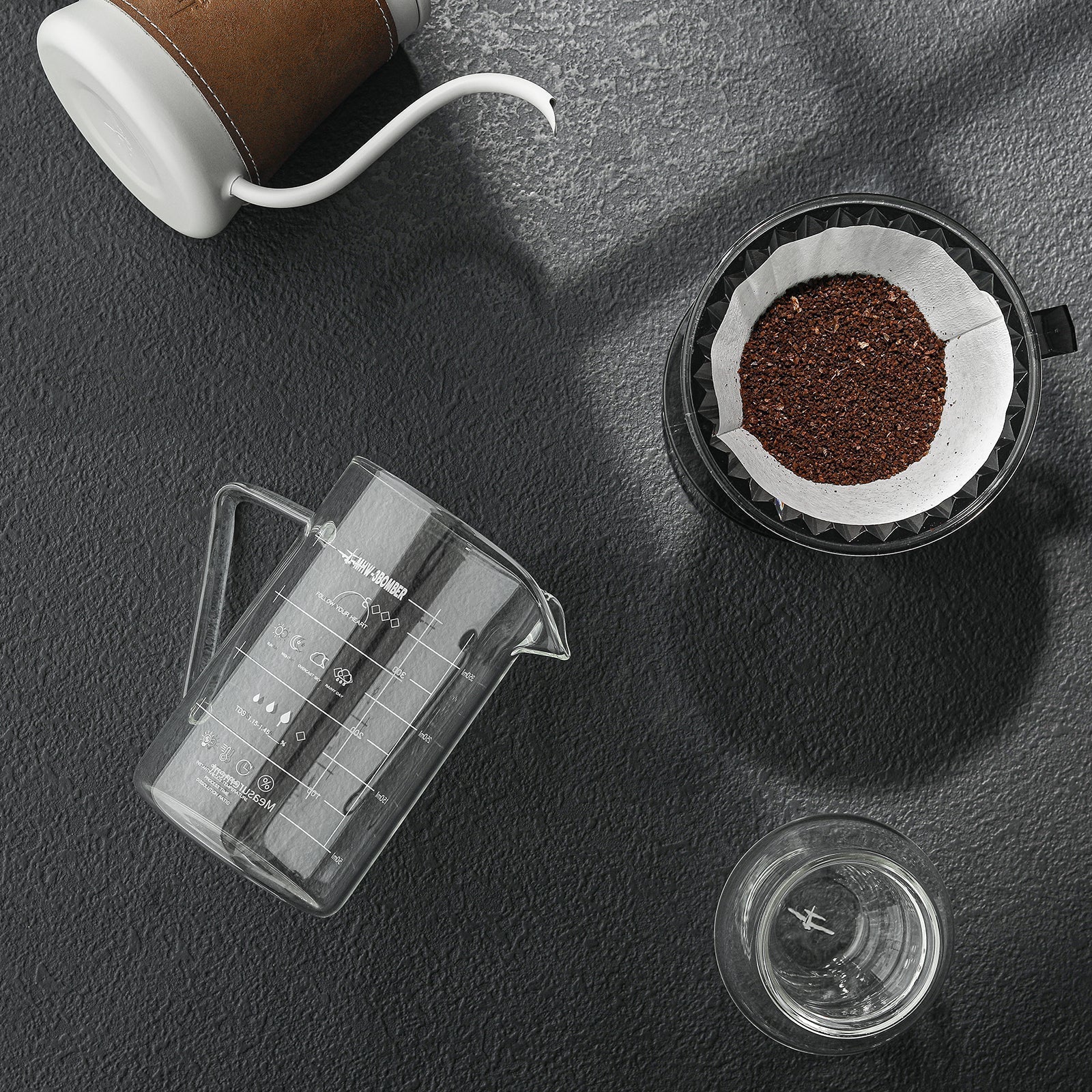 MHW-3BOMBER Glass Coffee Server
